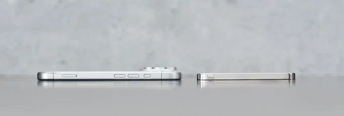 5000mAhなのに厚さ6.83mm、スマホに貼り付けたまま使える極薄ワイヤレスモバイルバッテリー SMARTCOBY ULTRA SLIM SS5K — 写真3